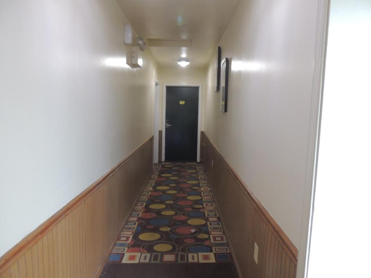 Super 8 By Wyndham Mifflinville Near Bloomsburg מראה חיצוני תמונה