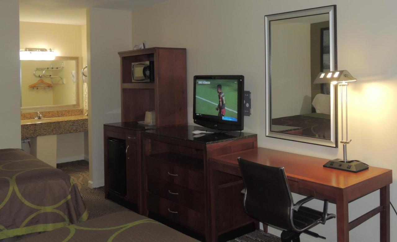 Super 8 By Wyndham Mifflinville Near Bloomsburg מראה חיצוני תמונה