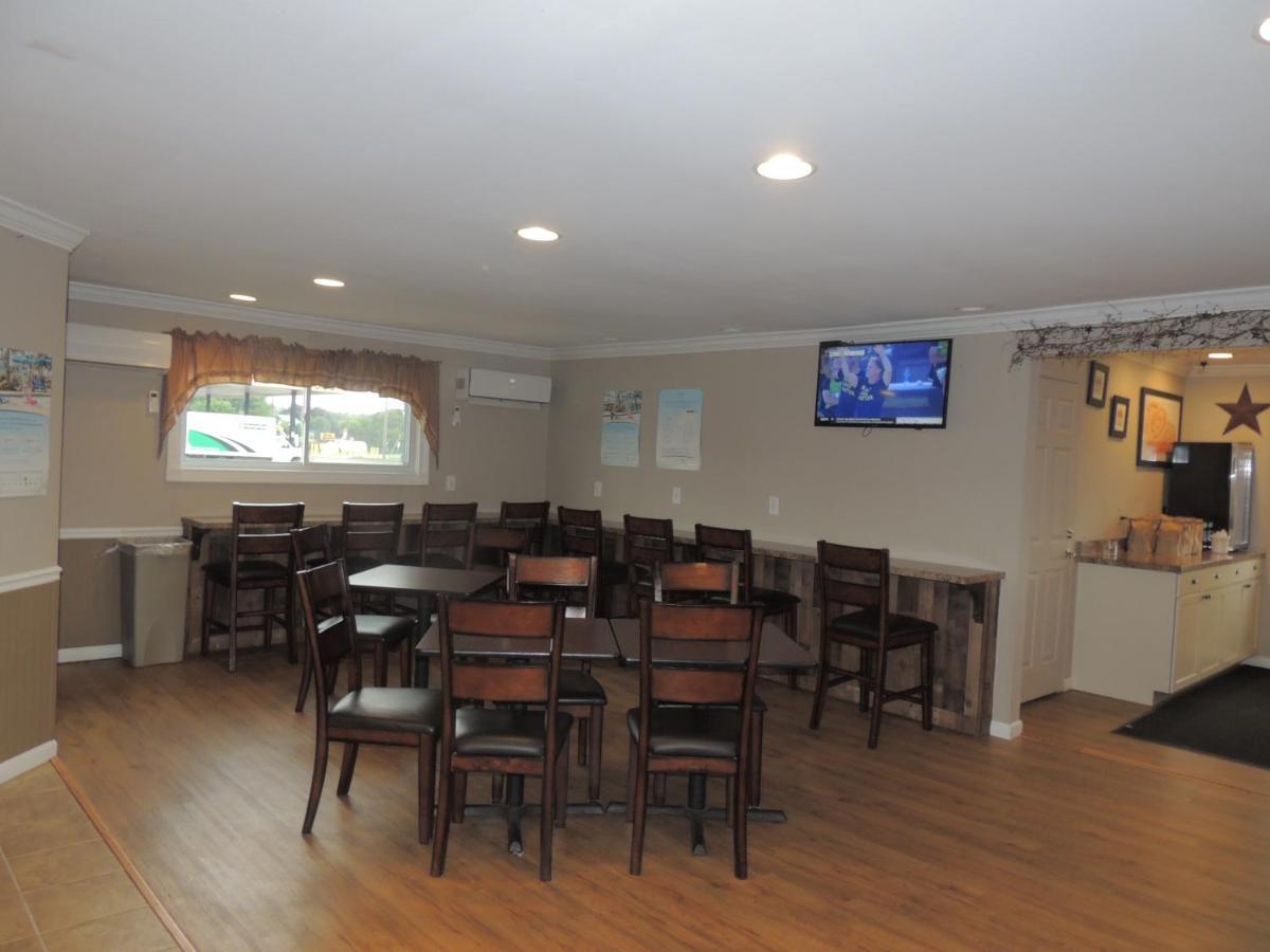 Super 8 By Wyndham Mifflinville Near Bloomsburg מראה חיצוני תמונה